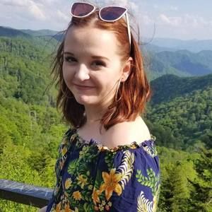 Meet your Posher, Caitlyn